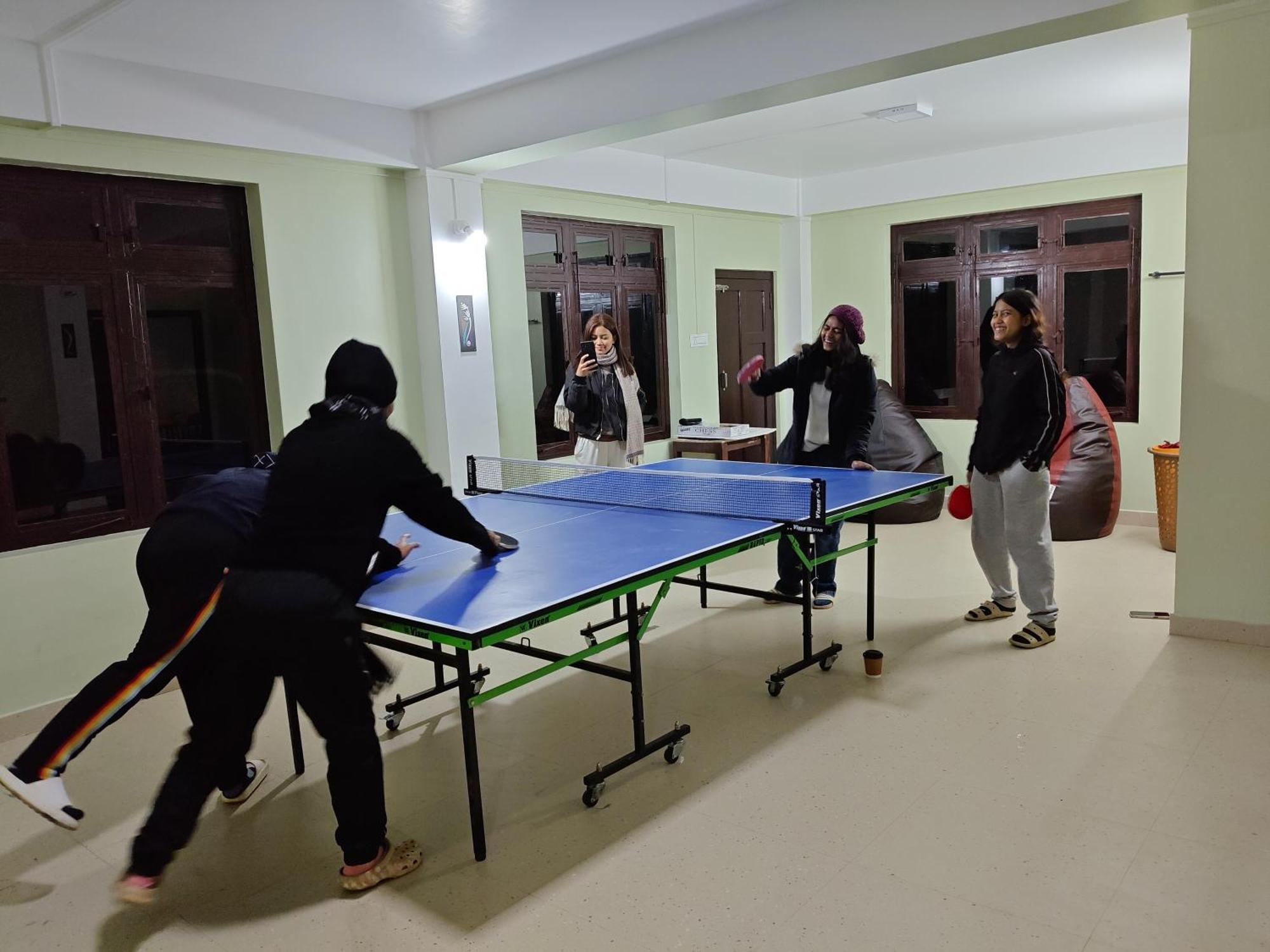 Xtsy Travellers Hostel Shillong Luaran gambar