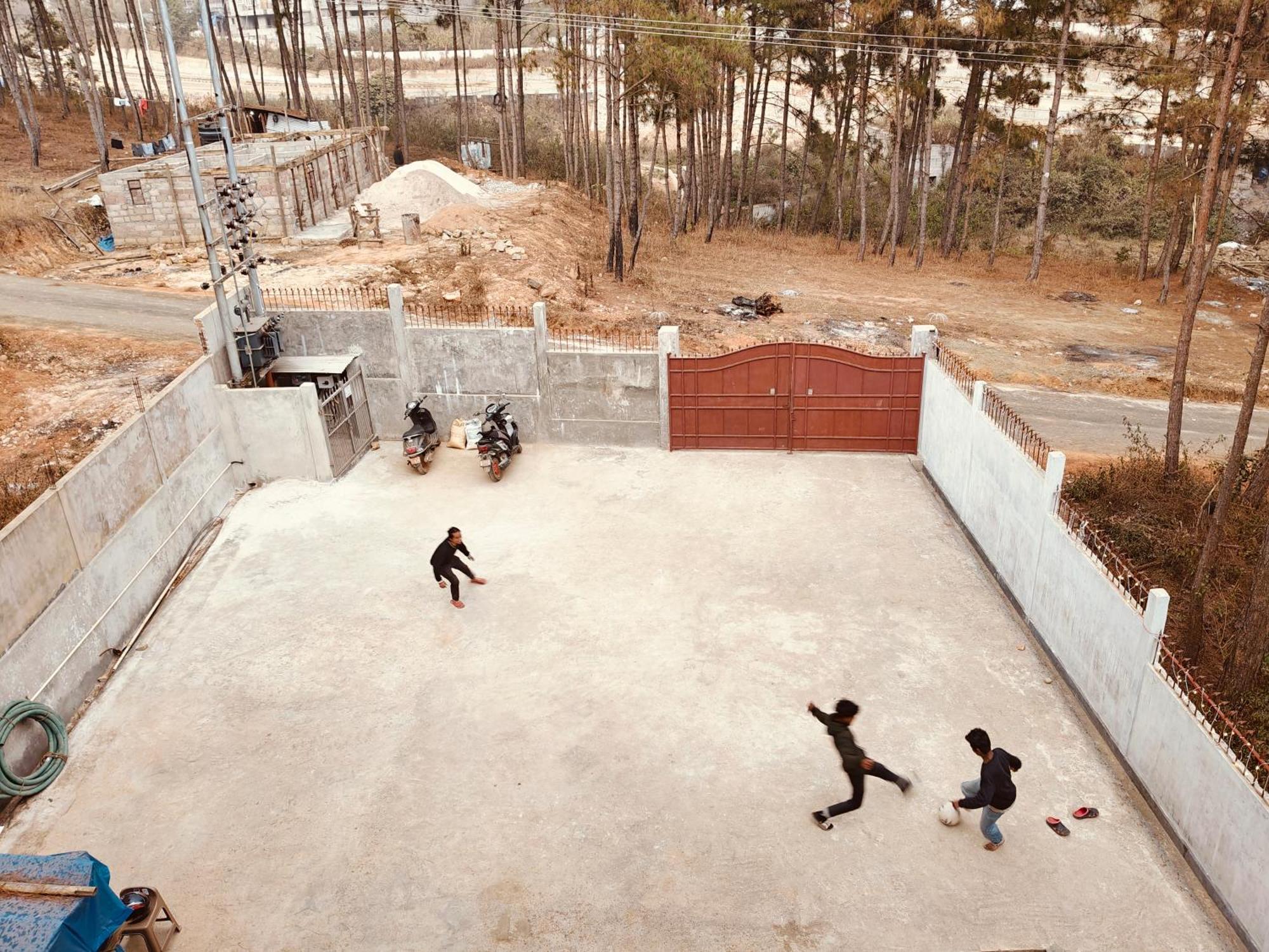 Xtsy Travellers Hostel Shillong Luaran gambar