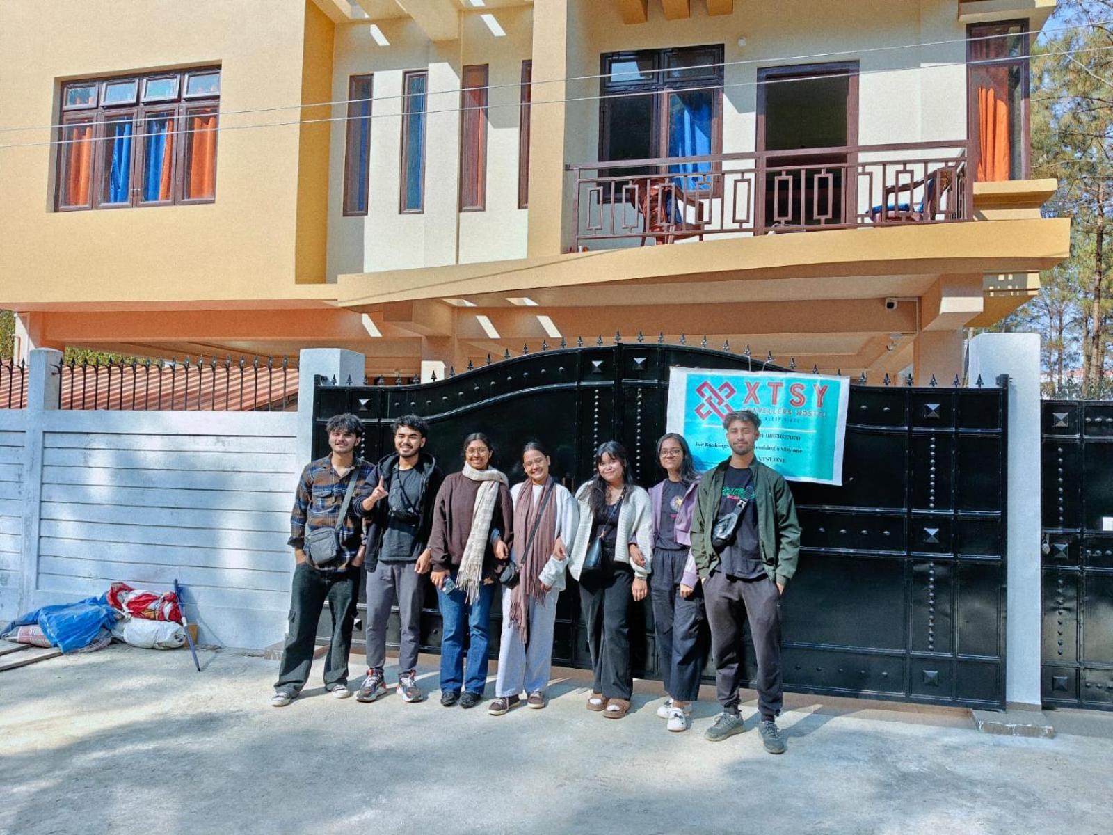 Xtsy Travellers Hostel Shillong Luaran gambar