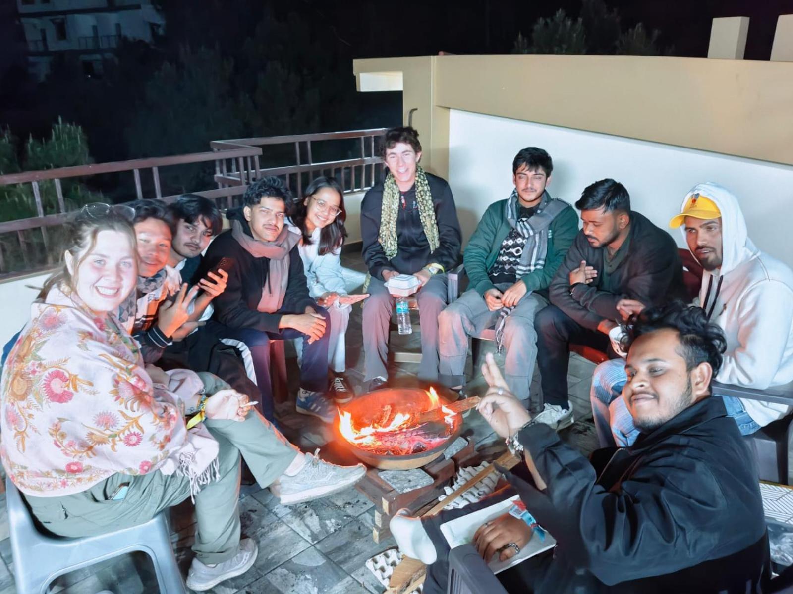 Xtsy Travellers Hostel Shillong Luaran gambar