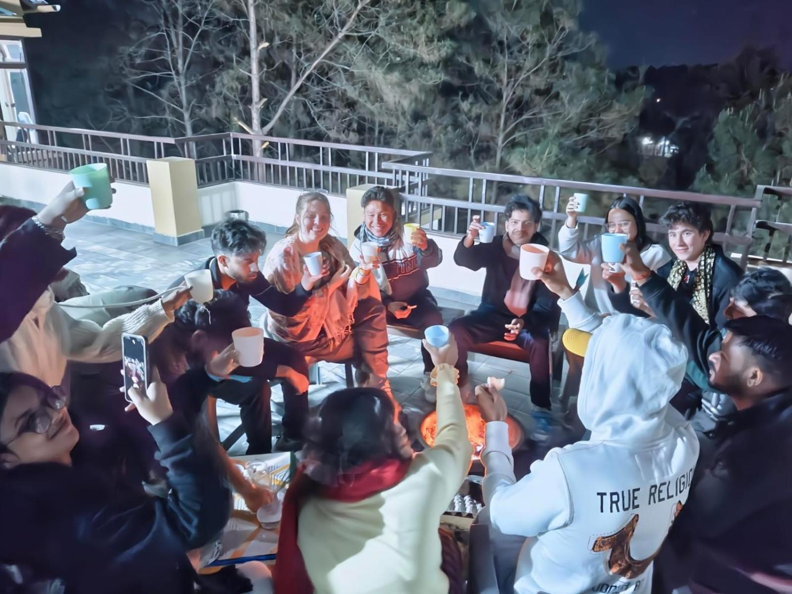 Xtsy Travellers Hostel Shillong Luaran gambar