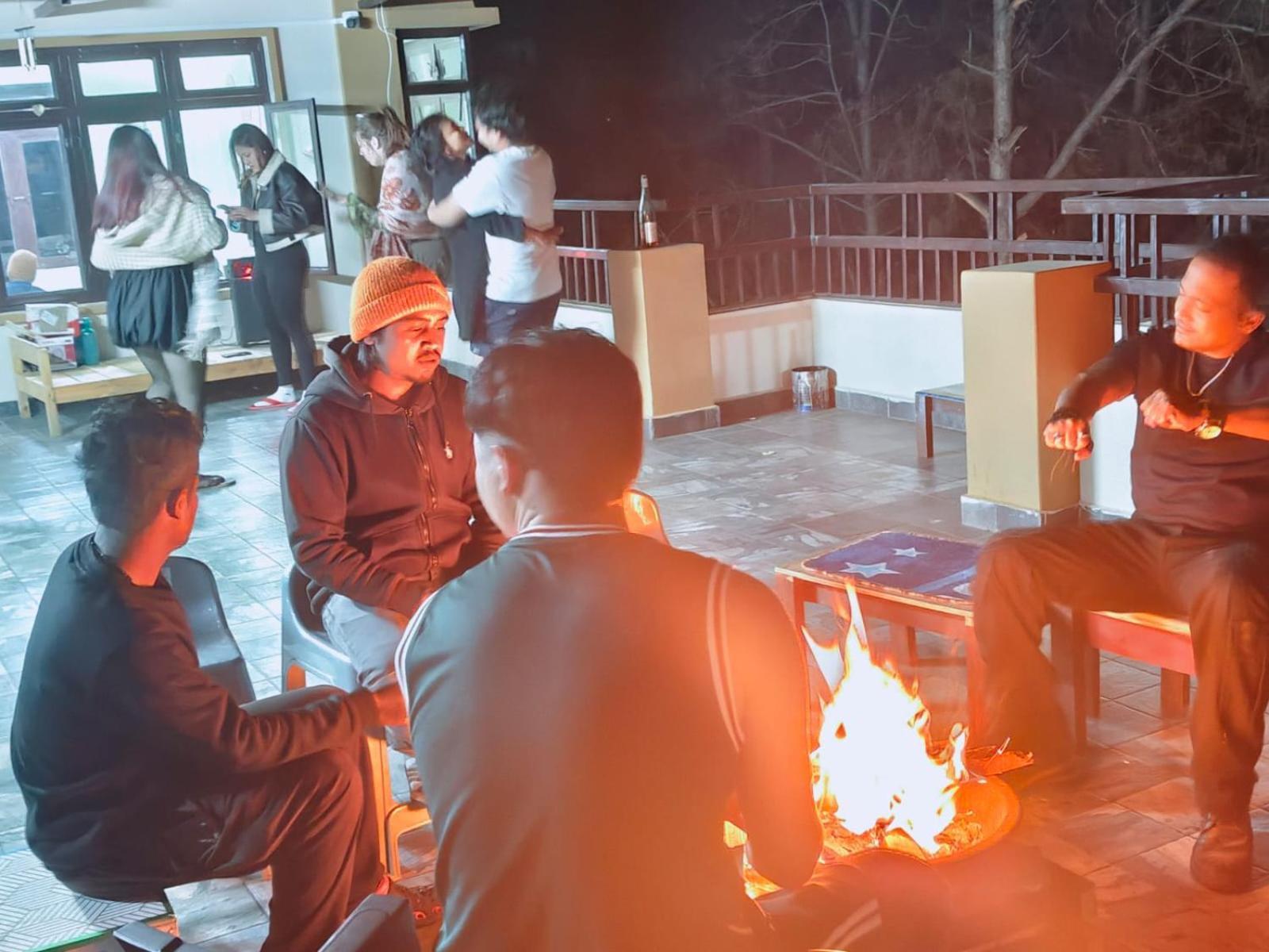Xtsy Travellers Hostel Shillong Luaran gambar