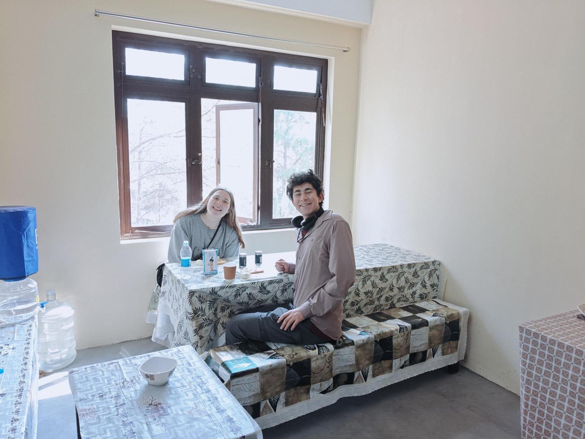 Xtsy Travellers Hostel Shillong Luaran gambar