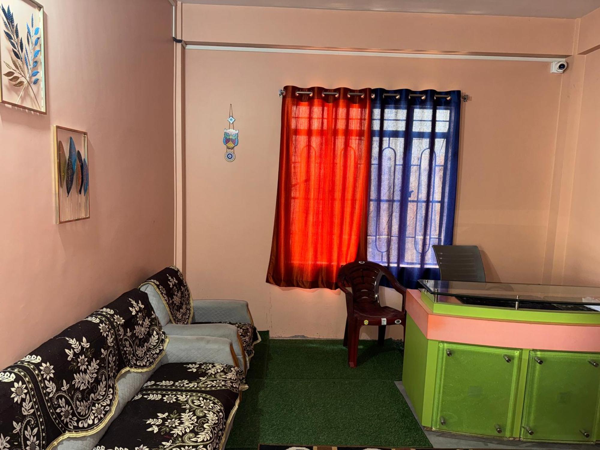 Xtsy Travellers Hostel Shillong Luaran gambar