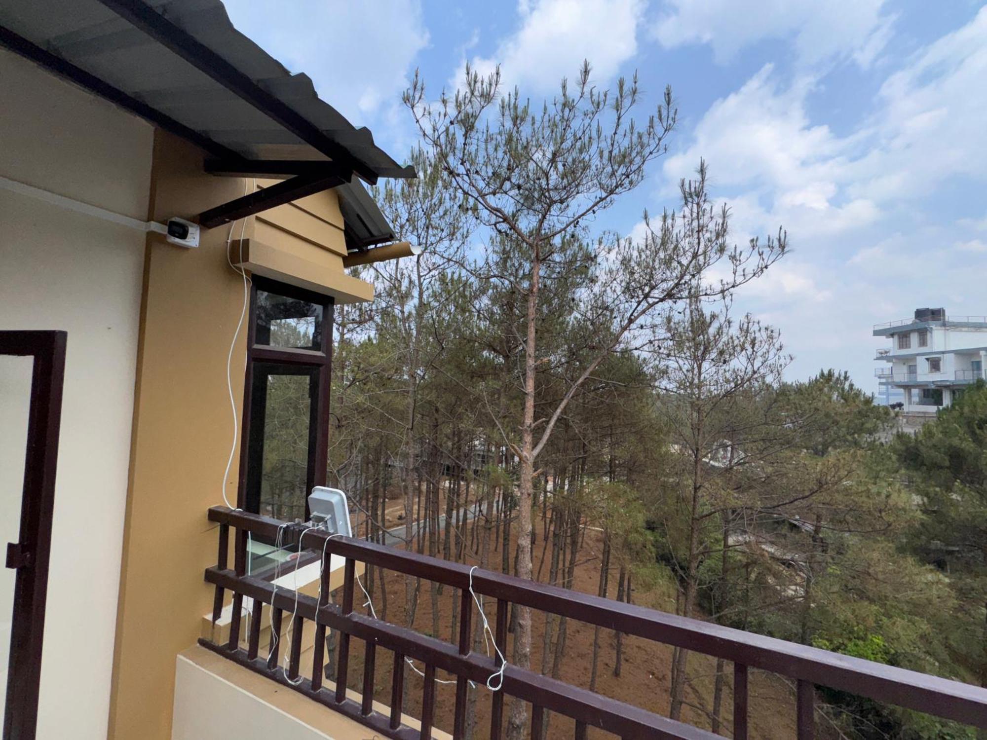 Xtsy Travellers Hostel Shillong Luaran gambar